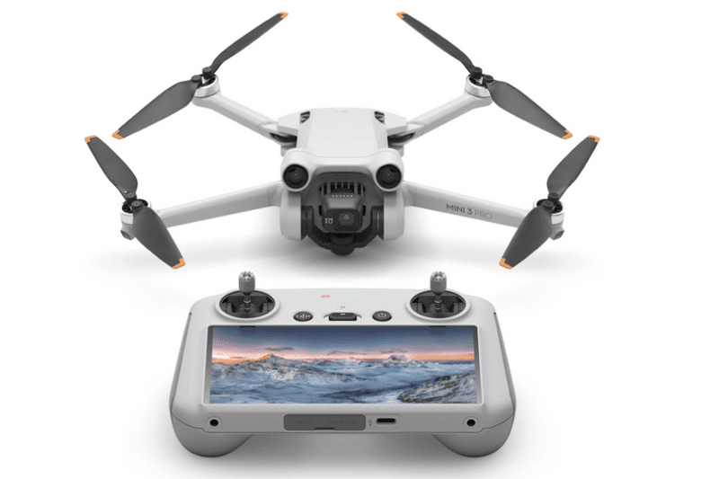 Die DJI RC Fernsteuerung (Smart Control) mit DJI Mini 3 Pro